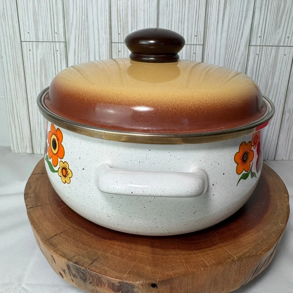 Vintage 70's Harvest Blossom Porcelain Enamel Cookware Stock Pot RETRO‎
